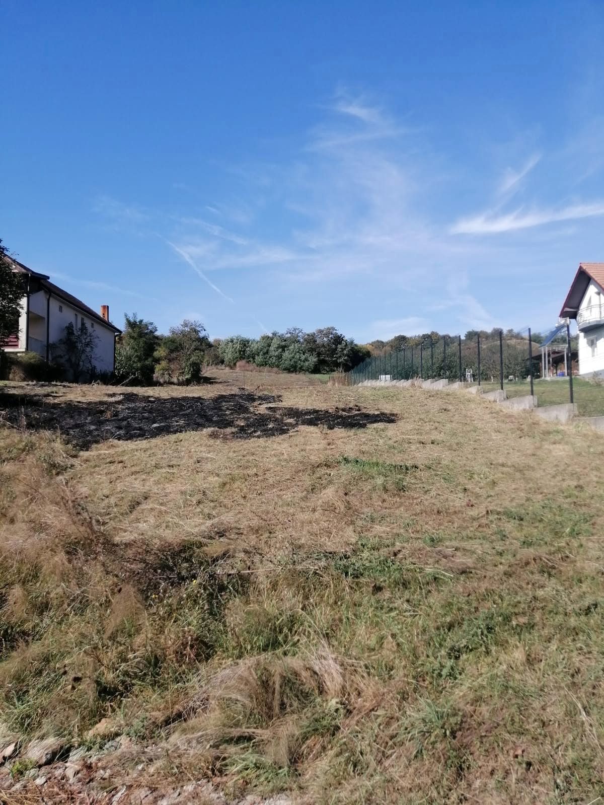 Teren intravilan de 3.329 m², strada Merilor