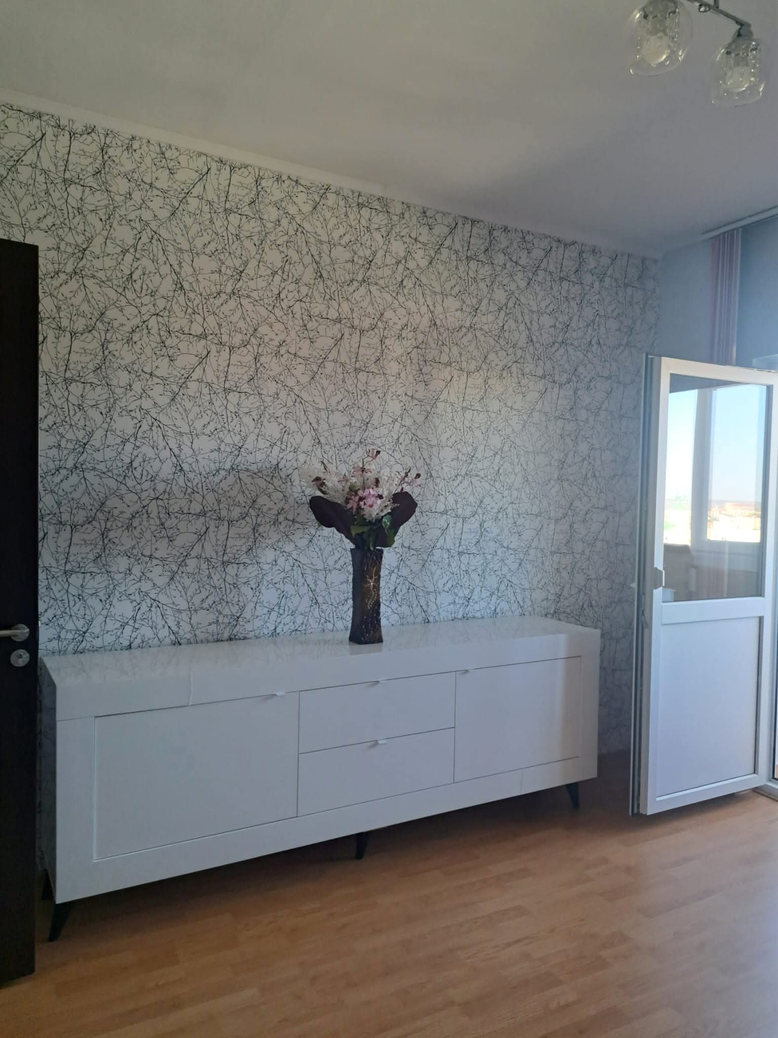 Apartament cu 2 camere, la 3 minute de Primărie
